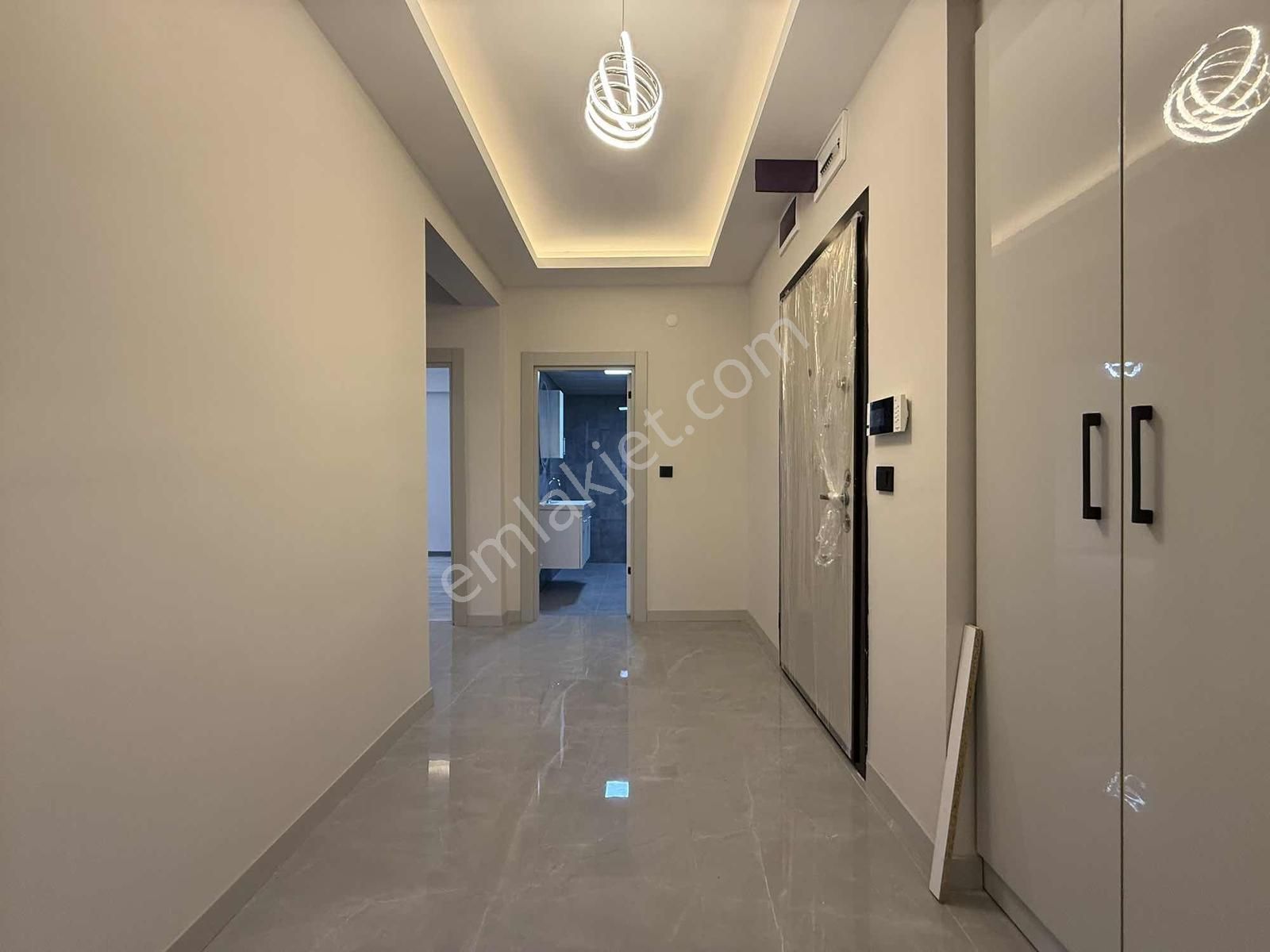 Keskinden Amerikan Mutfak 3+0 Cadde Arkası Sıfır Daire - Görsel 18