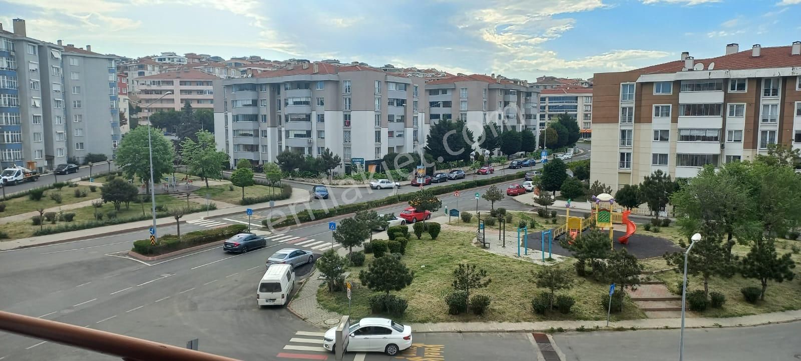 Hürryet Mahallesinde 3+1 Kiralık Daire