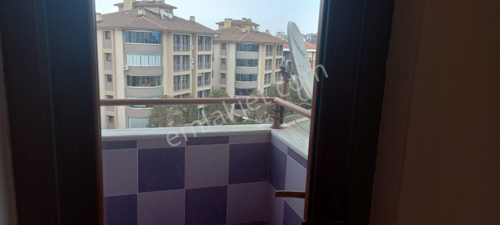 Hürryet Mahallesinde 3+1 Kiralık Daire - Görsel 9