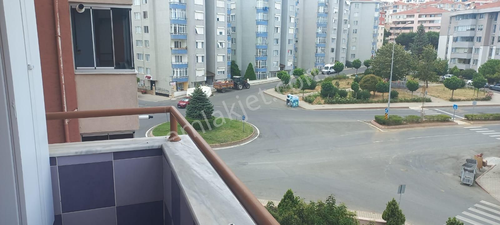 Hürryet Mahallesinde 3+1 Kiralık Daire - Görsel 23