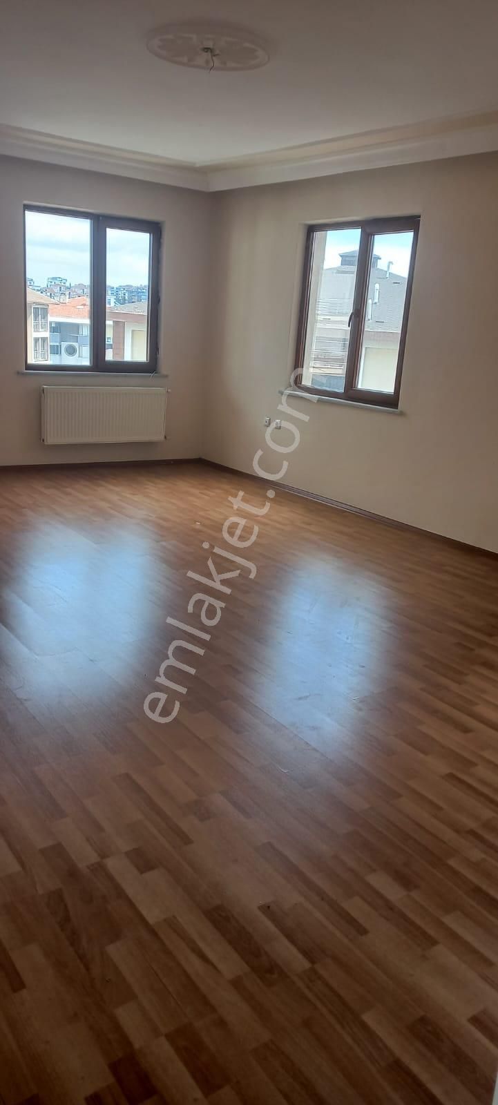 Hürryet Mahallesinde 3+1 Kiralık Daire - Görsel 32