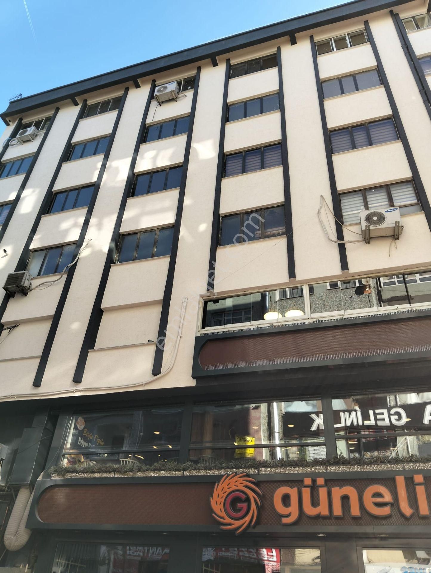 Şirinevler Meydanda 4 Adet Ofislerimiz Kiralıktır -1 Tanesi 40 M2 -fiyat 40000tldir - Görsel 2