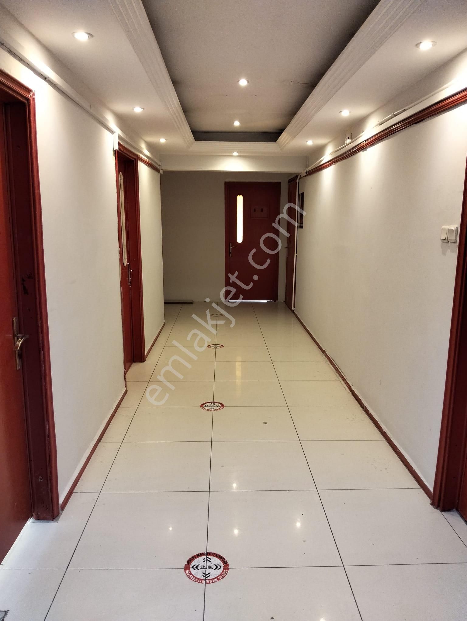 Şirinevler Meydanda 4 Adet Ofislerimiz Kiralıktır -1 Tanesi 40 M2 -fiyat 40000tldir - Görsel 7