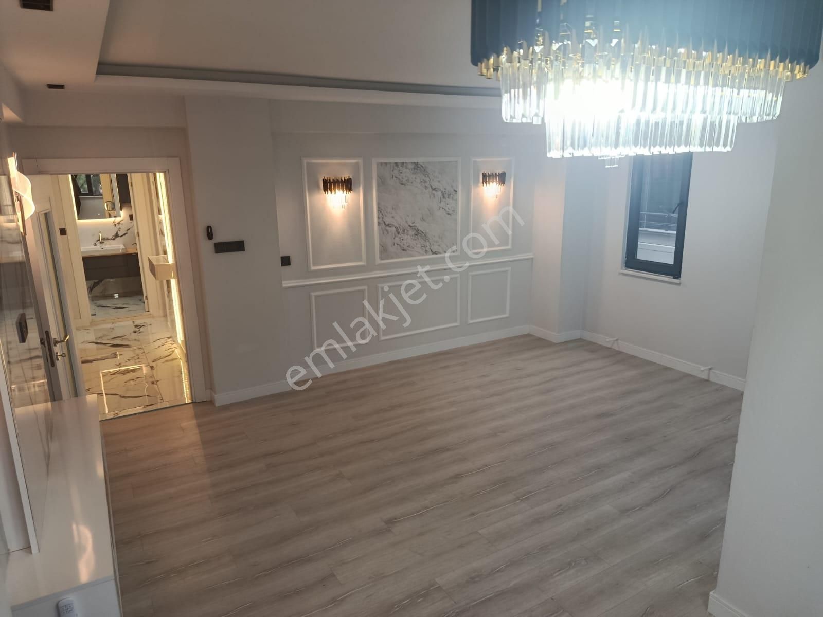 Akçay Doruk Gayrimenkul'den Denize Yakın Cadde Üzeri Daire - Görsel 25
