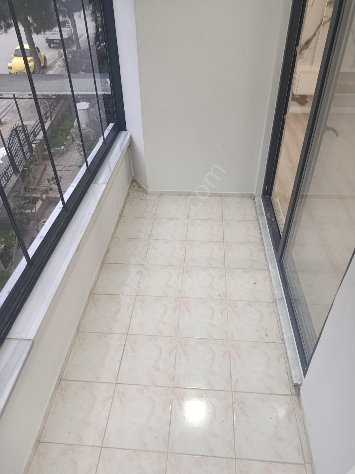 Akçay Doruk Gayrimenkul'den Denize Yakın Cadde Üzeri Daire - Görsel 19