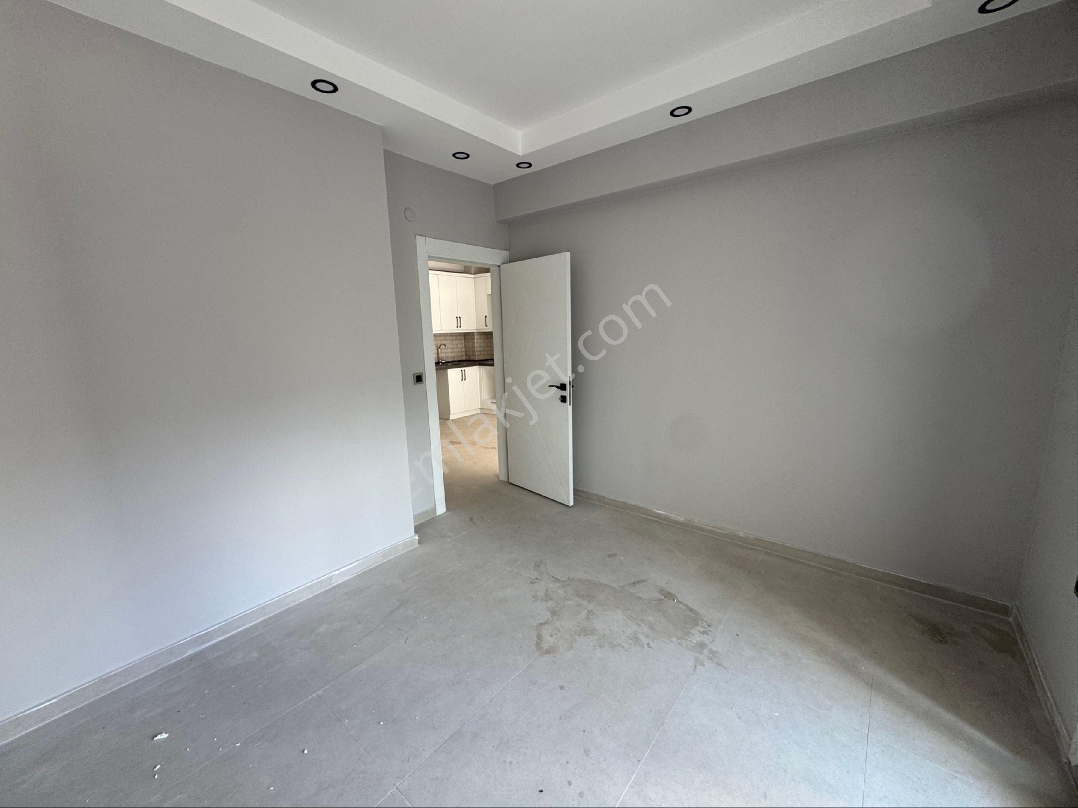 Kuşadası Güzelçamlı’da Oturuma Hazır Satılık 1+1 Daire - Görsel 23