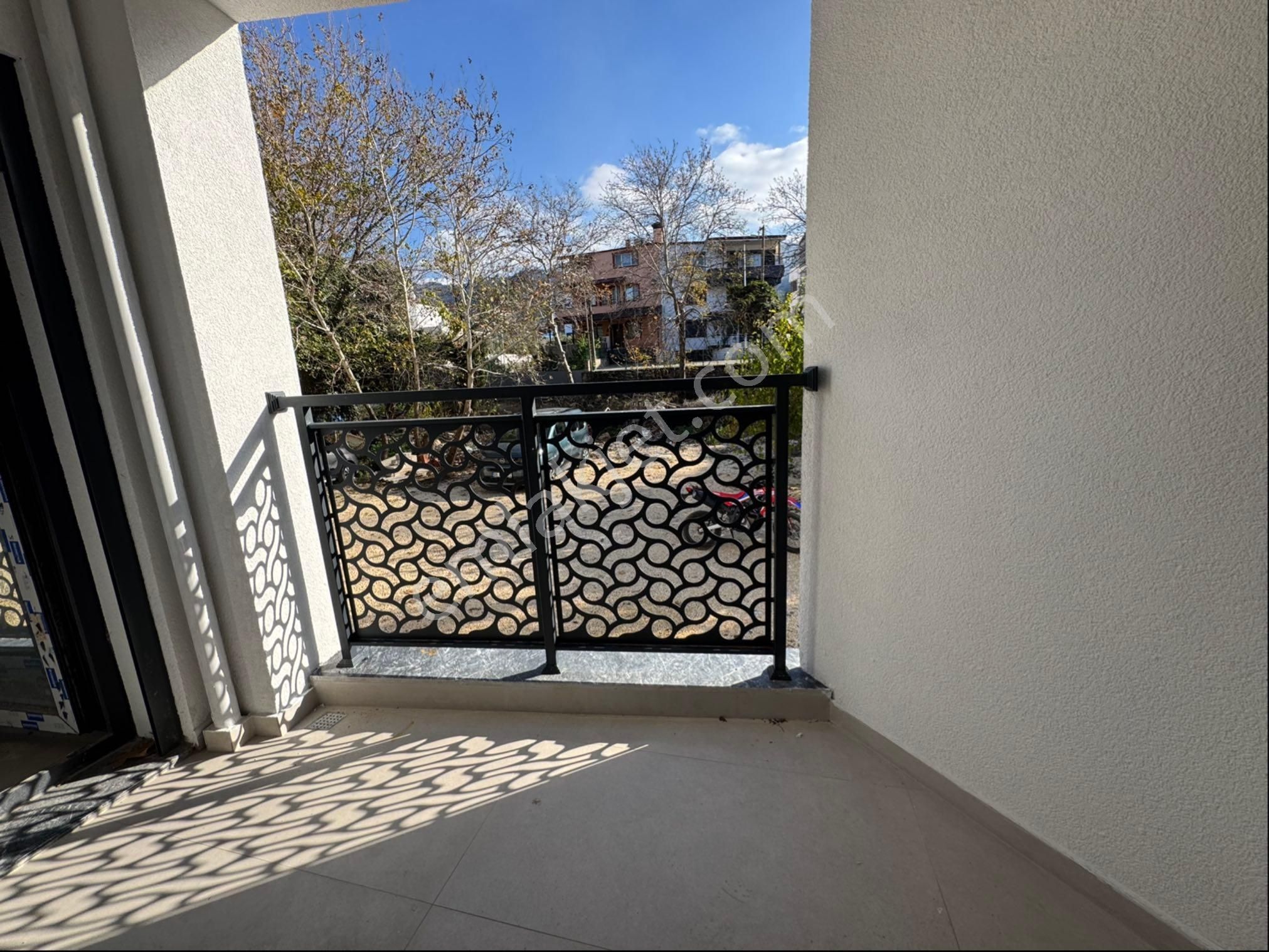 Kuşadası Güzelçamlı’da Oturuma Hazır Satılık 1+1 Daire - Görsel 26