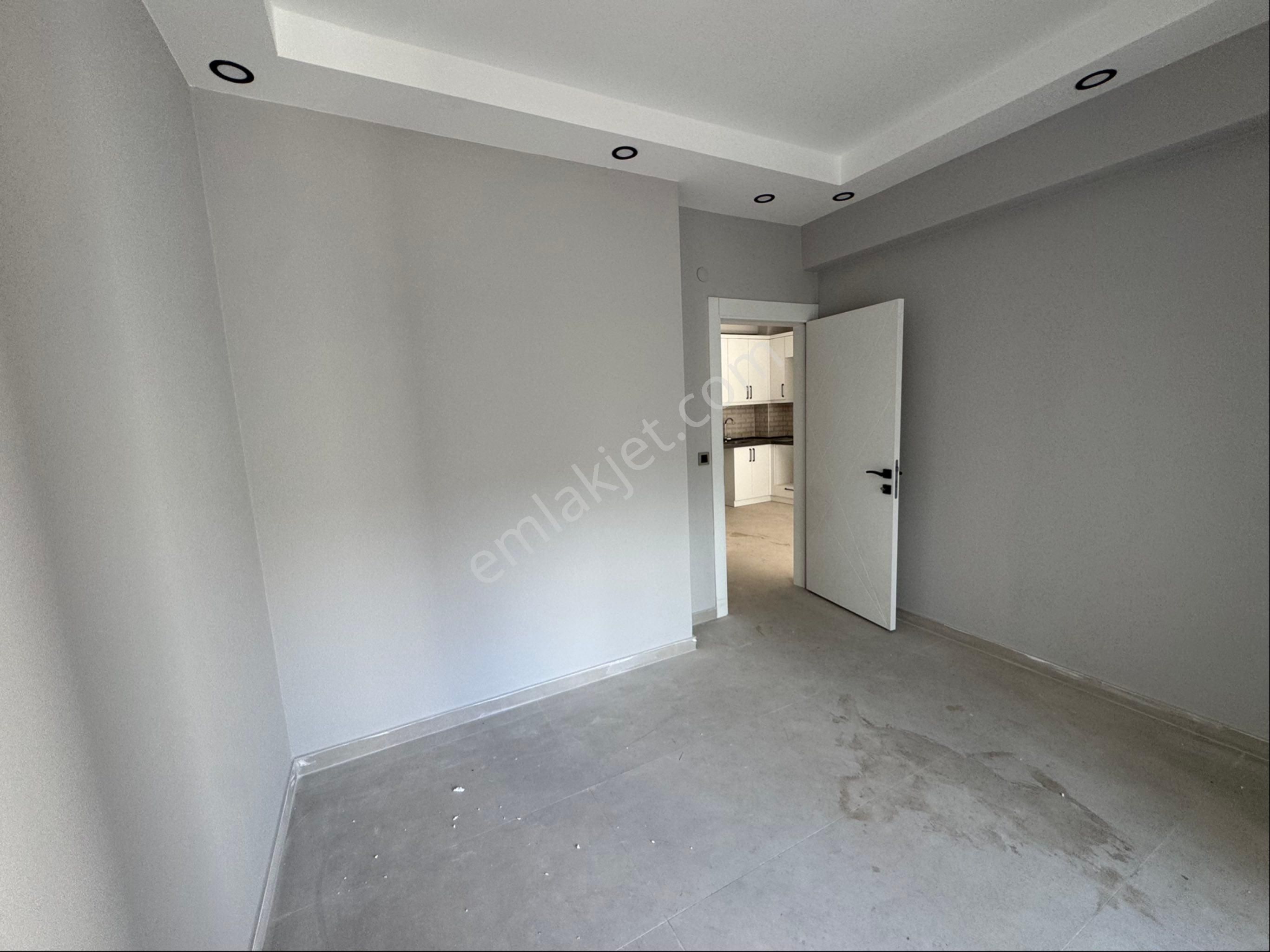 Kuşadası Güzelçamlı’da Oturuma Hazır Satılık 1+1 Daire - Görsel 22