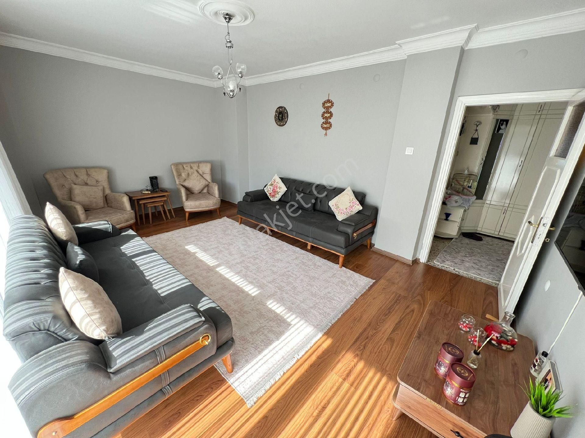 Asya Gayrımenkul Den Aydınlıkevler 3+1 Satlik