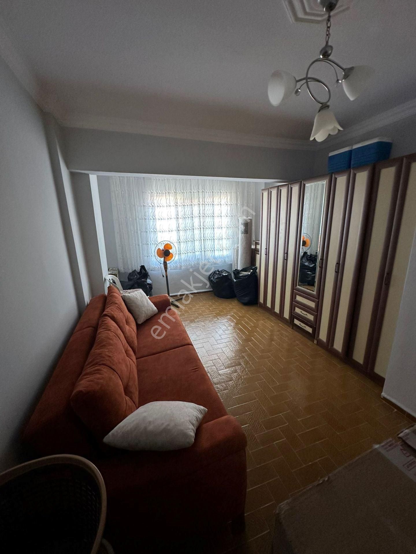 Müjgan Emlaktan Merkezde Kiralık 2+1 K. Mutfak Eşyalı Daire - Görsel 16