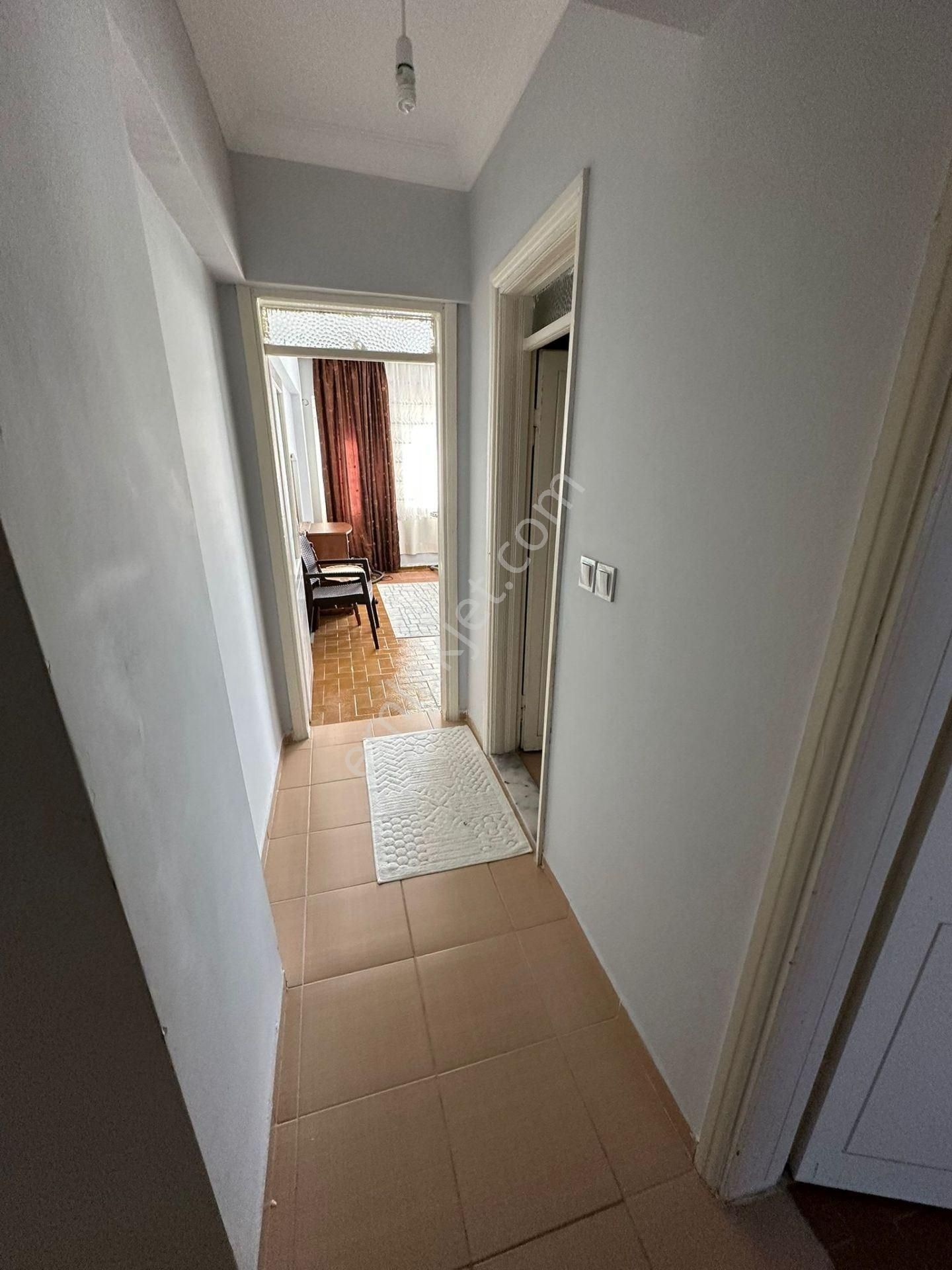 Müjgan Emlaktan Merkezde Kiralık 2+1 K. Mutfak Eşyalı Daire - Görsel 10