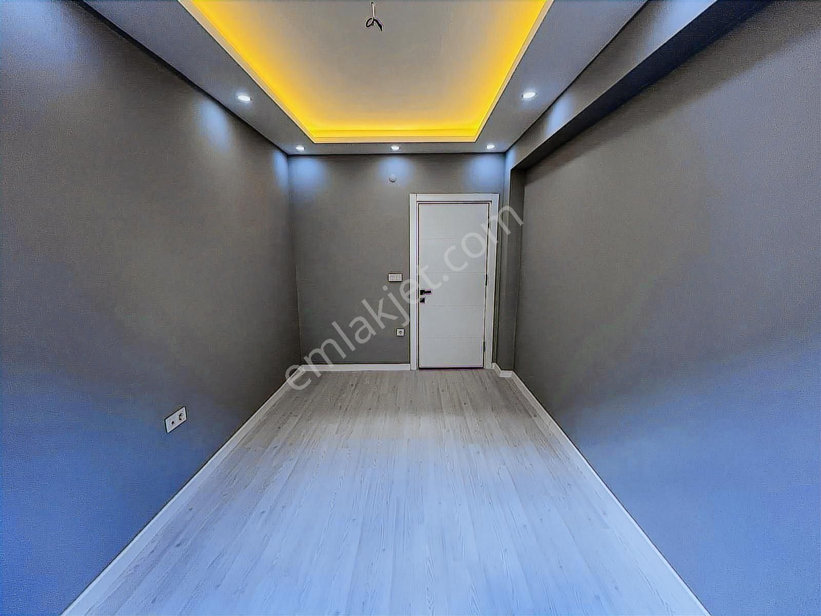 Güzelyalı'da Sahile Ve Metroya Yakın Yeni Tadilatlı 3+1 Satılık - Görsel 15