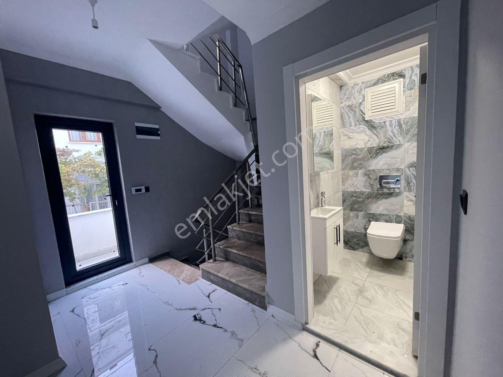 Çalı Gümüşlükte Çift Mutfak 140 M2 Bahçeli Lüks Villa Diprakam - Görsel 22