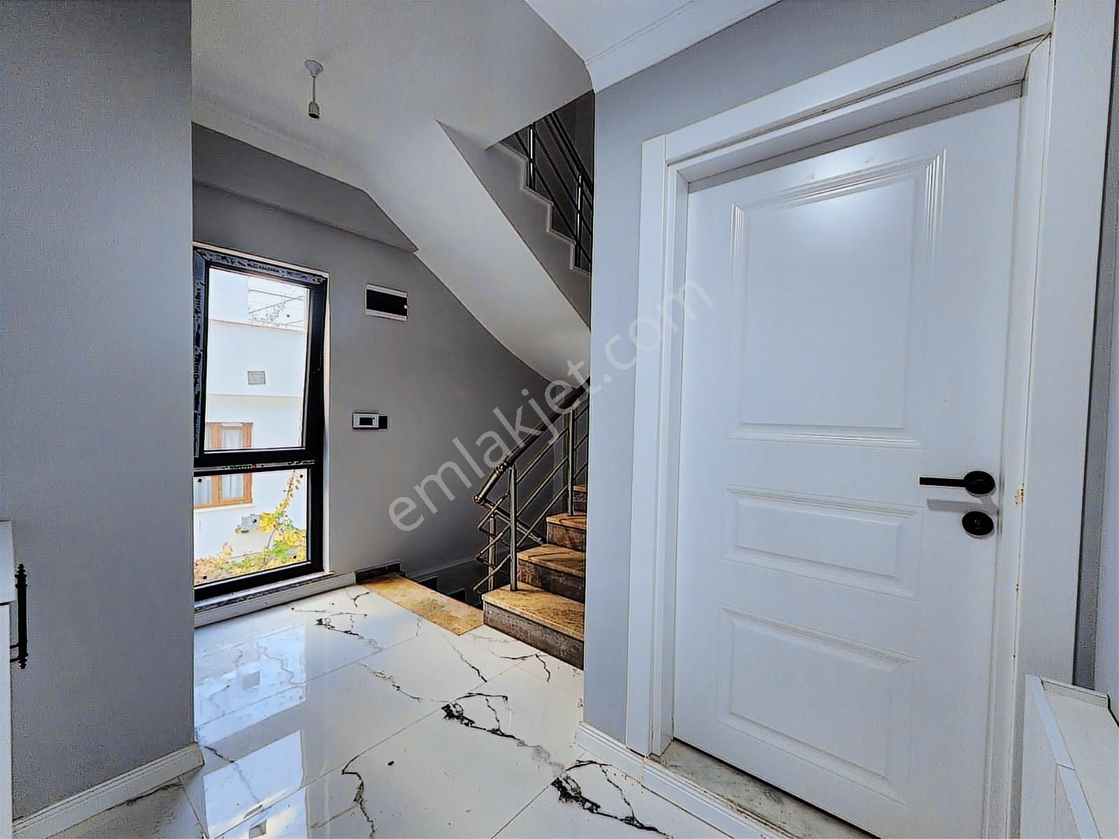 Çalı Gümüşlükte Çift Mutfak 140 M2 Bahçeli Lüks Villa Diprakam - Görsel 34