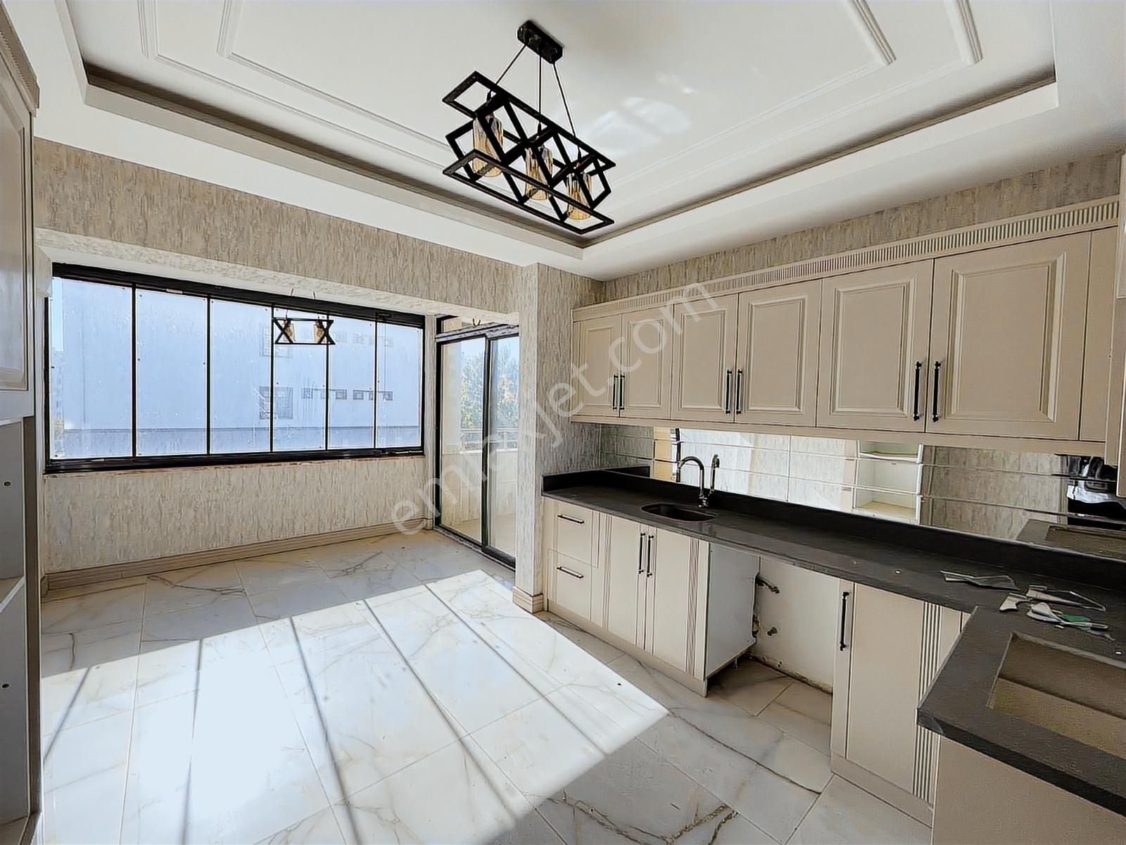 Z Group'dan Gaziantep Üniversitesi Civarı Lüx Daire - Görsel 13
