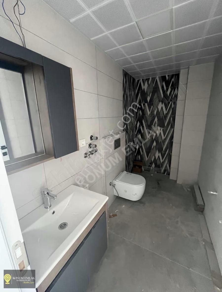 Konum Emlakdan Satılık Havuzlu Site İçerisinde Arakat 1+1 Daire - Görsel 11