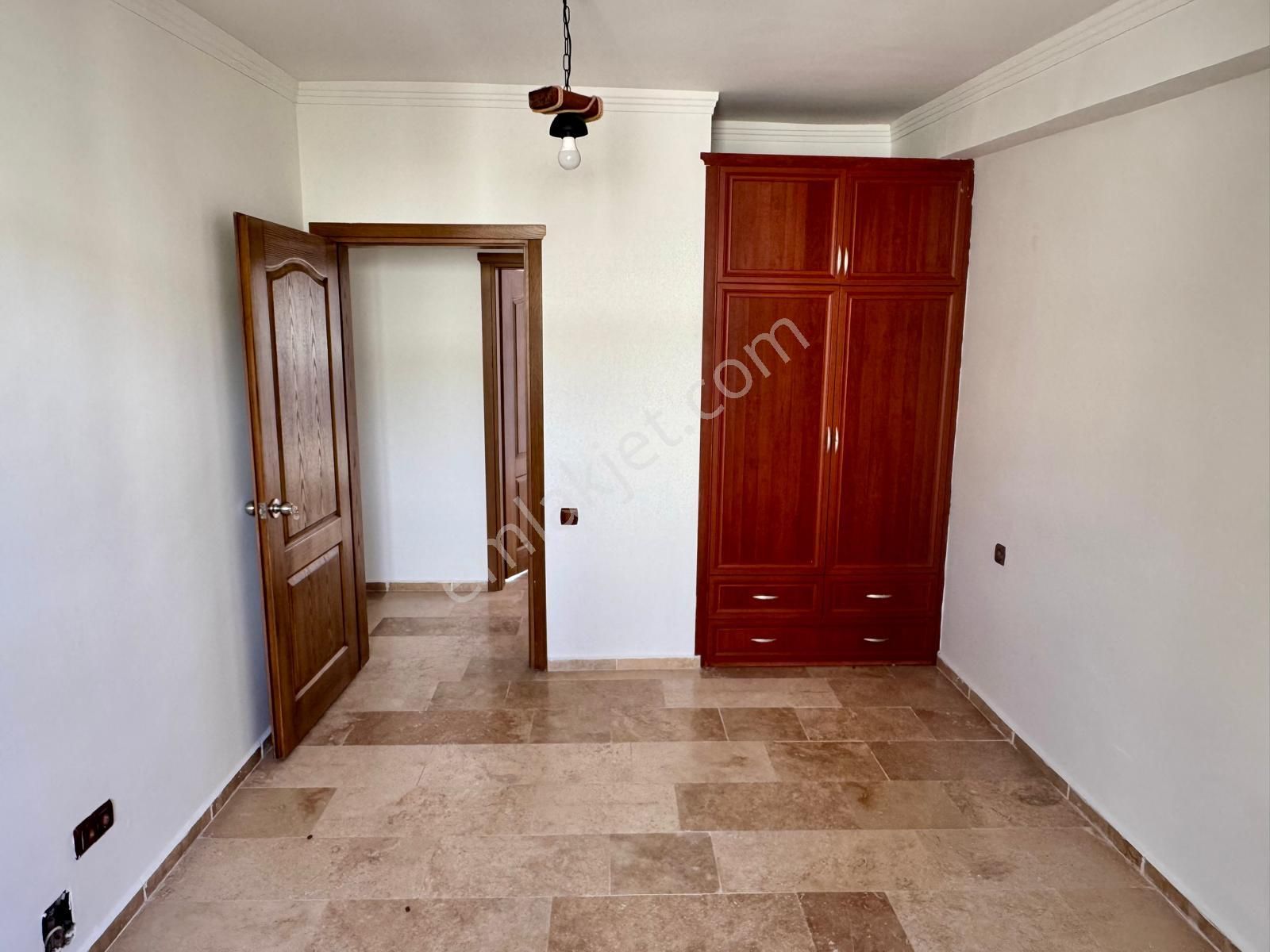 Marinaya Yürüme Mesafesinde Kiralık Dubleks Villa! - Görsel 17