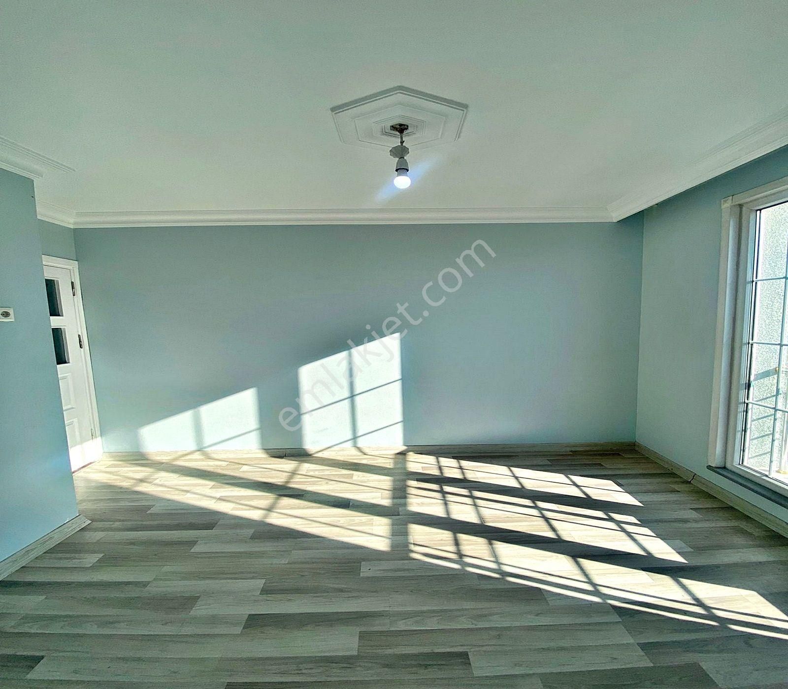 Esenyurt Çınar Mahallesinde 2+1 Balkonlu Ara Kat Daire - Görsel 29