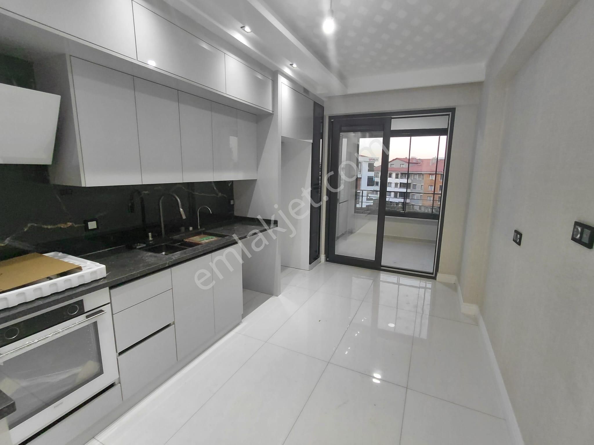 Emrah Çiftci'den Selçuklu Parsana Mah.ahmet Yesevi Cad.yanı Satılık 3+1 Ultra Lüks Daireler - Görsel 4