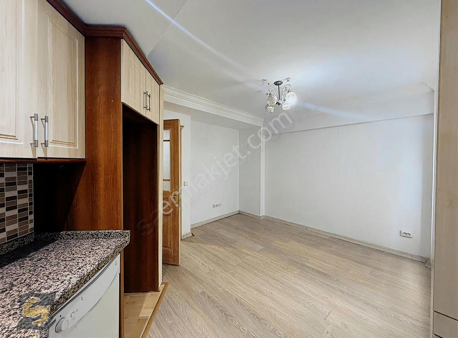 Bayrampaşa Kartaltepede Harika Konumda Satılık Fırsat Daire!!! - Görsel 2