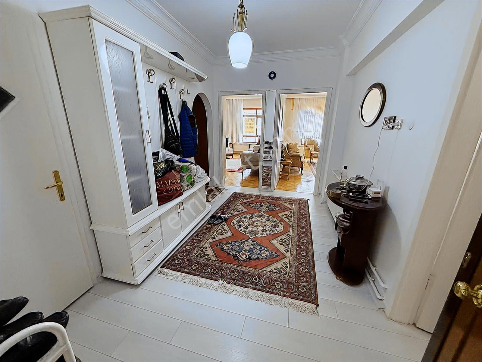 Seyranbağların'da Katta 3+1 175 M2 Satılık Daire - Görsel 27