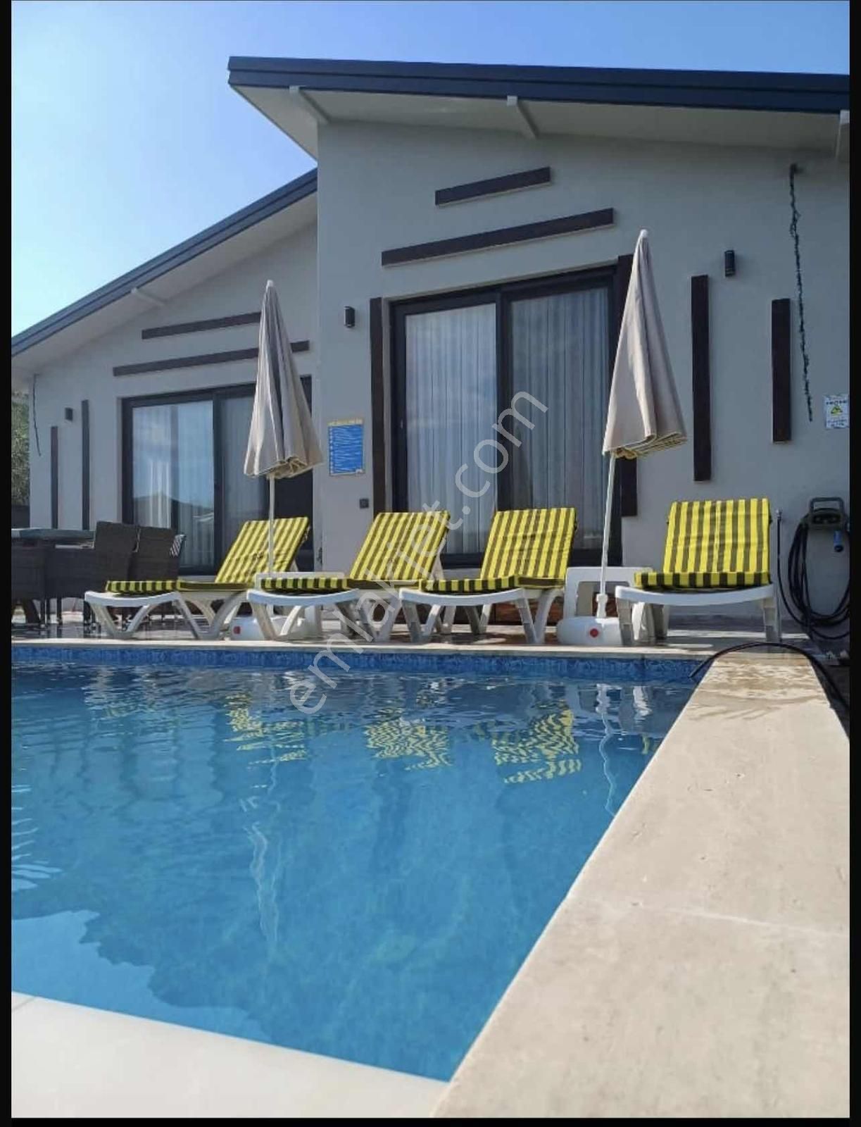 Sahil Koru' Da Eşyalı Kiralık Müstakil Villa