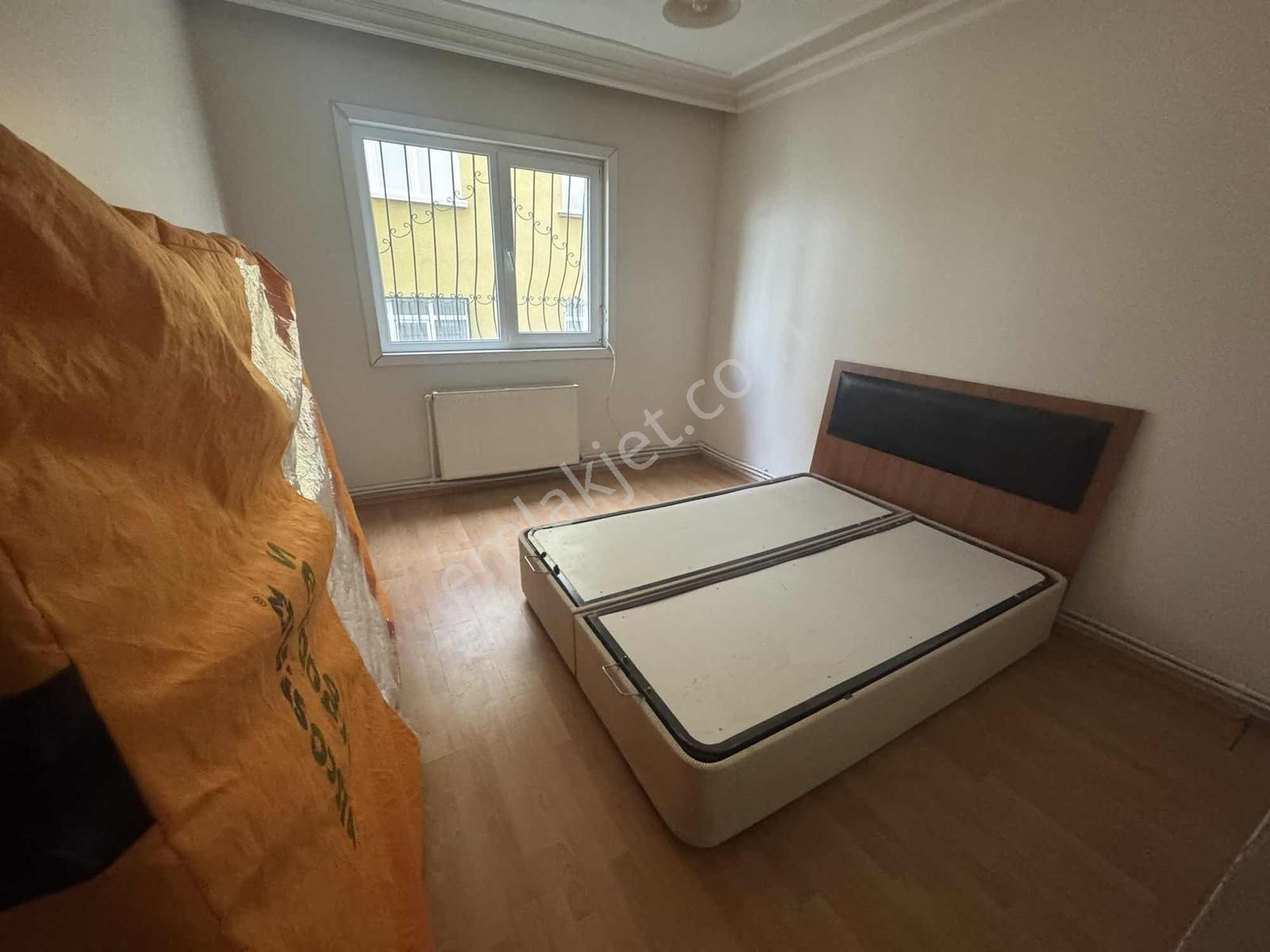 Tepebaşı Metro Yakını Arakat Çok Geniş Yapılı Kiralık 3+1 Daire - Görsel 9