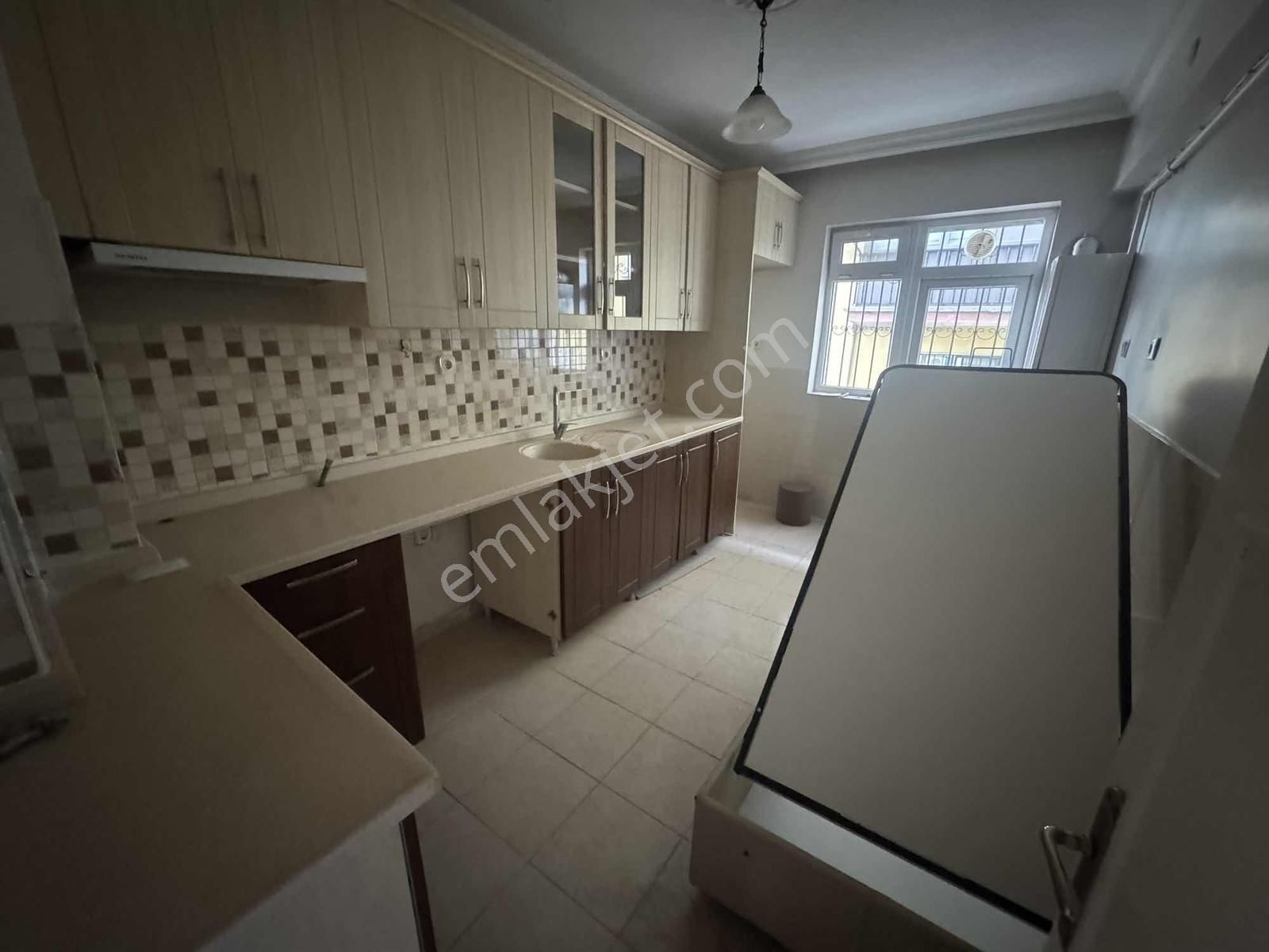 Tepebaşı Metro Yakını Arakat Çok Geniş Yapılı Kiralık 3+1 Daire - Görsel 10