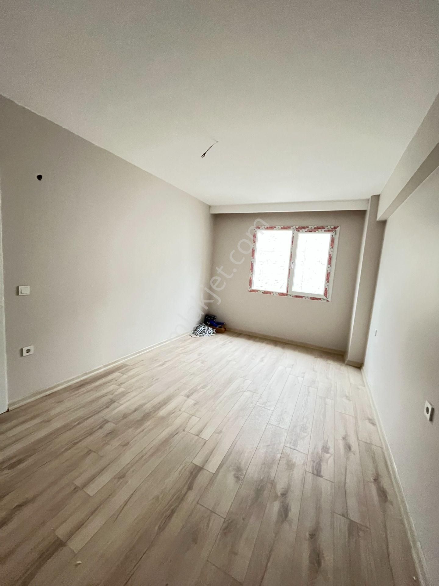 Büyükçekmece Cumhuriyet Mah Lüx Sıfır Uygun Fiyata Satılık 4+2 Bahçe Dubleks - Görsel 8