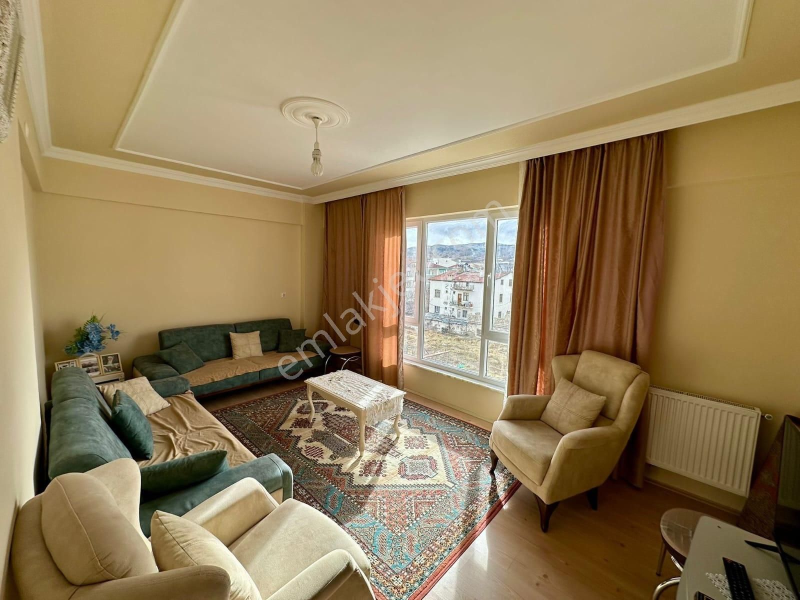 Elisa Gyo//develi Merkez'de Acil Satılık 3+1 Ara Akat Kombili Fırsat Dairesi - Görsel 3