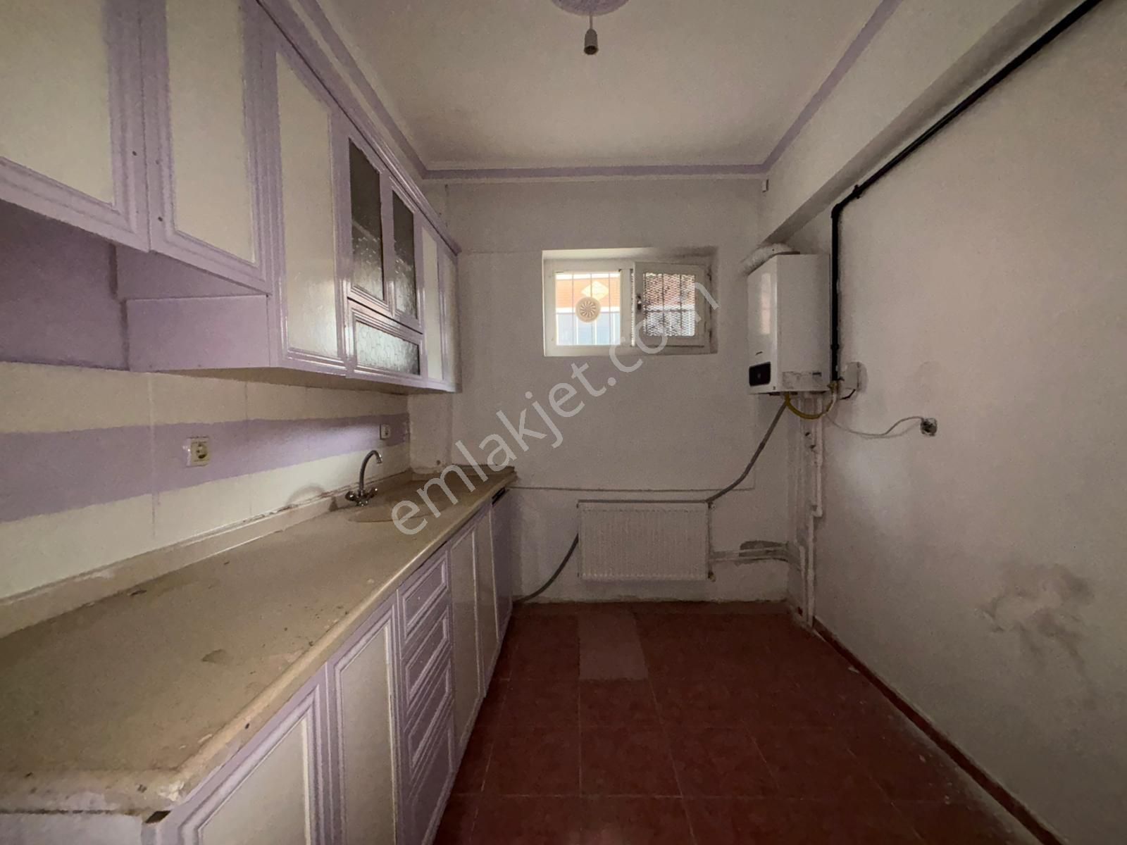 Koza Emlak'tan Yılın Son Fırsatı Selçuklu Mah. Bağımsız Genç Bina Da Çift Girişli Satılık Daire - Görsel 3