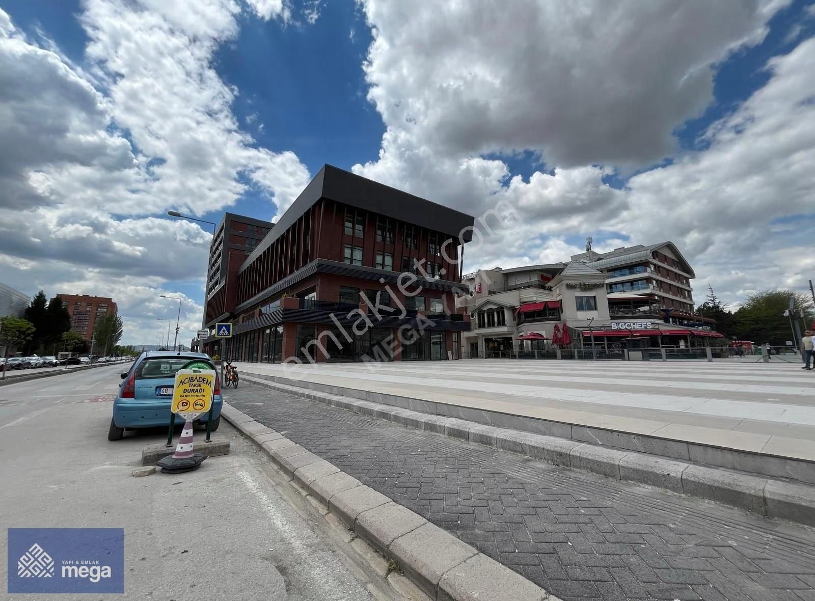 Mega Yapı'dan Locatıon Projesinde 1+1 Kiralık Ofisler&işyerleri - Görsel 5