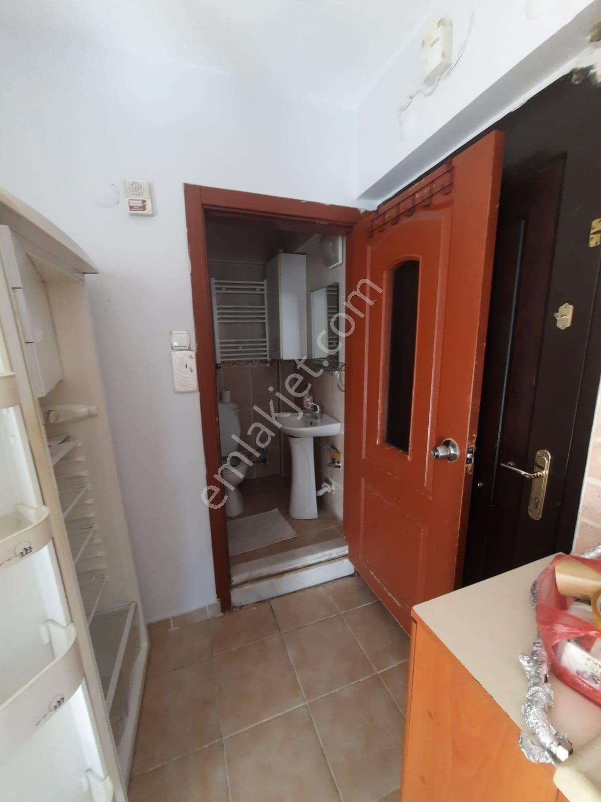 Kütahya Merkezde Satılık 1+1 Daire - Görsel 9