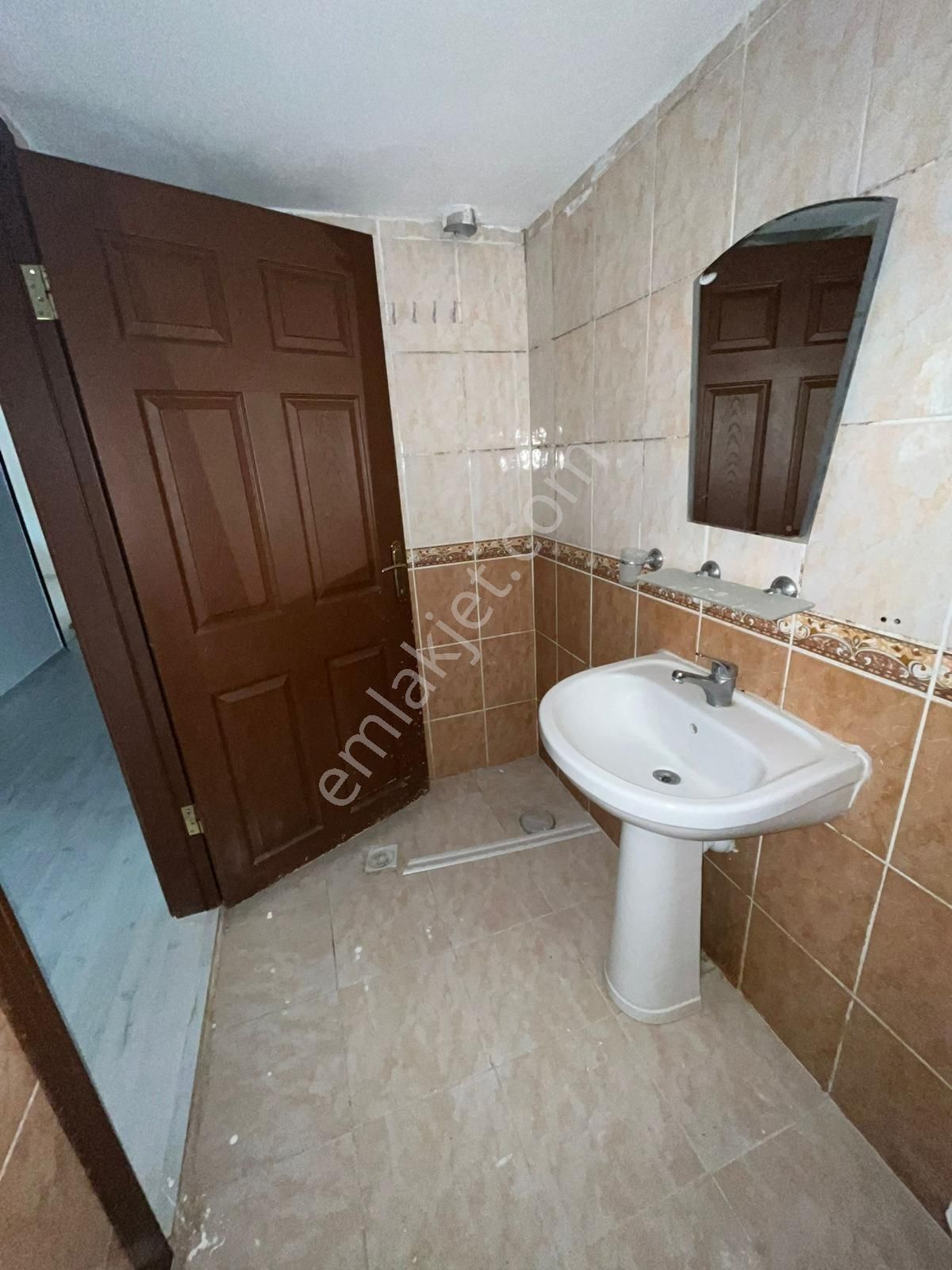 Şentürk Gayrimenkul'den Karapürçek'de Kaçırılmayacak Kupon Daire - Görsel 16