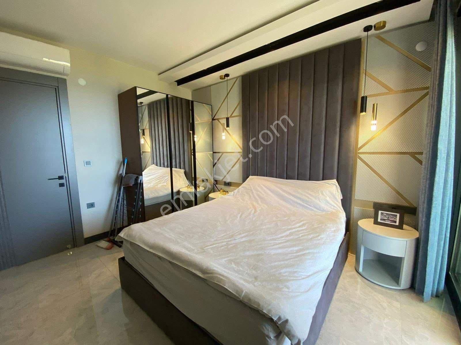 Kiralık 1+1 Eşyalı Deniz Manzaralı Daire - Görsel 13