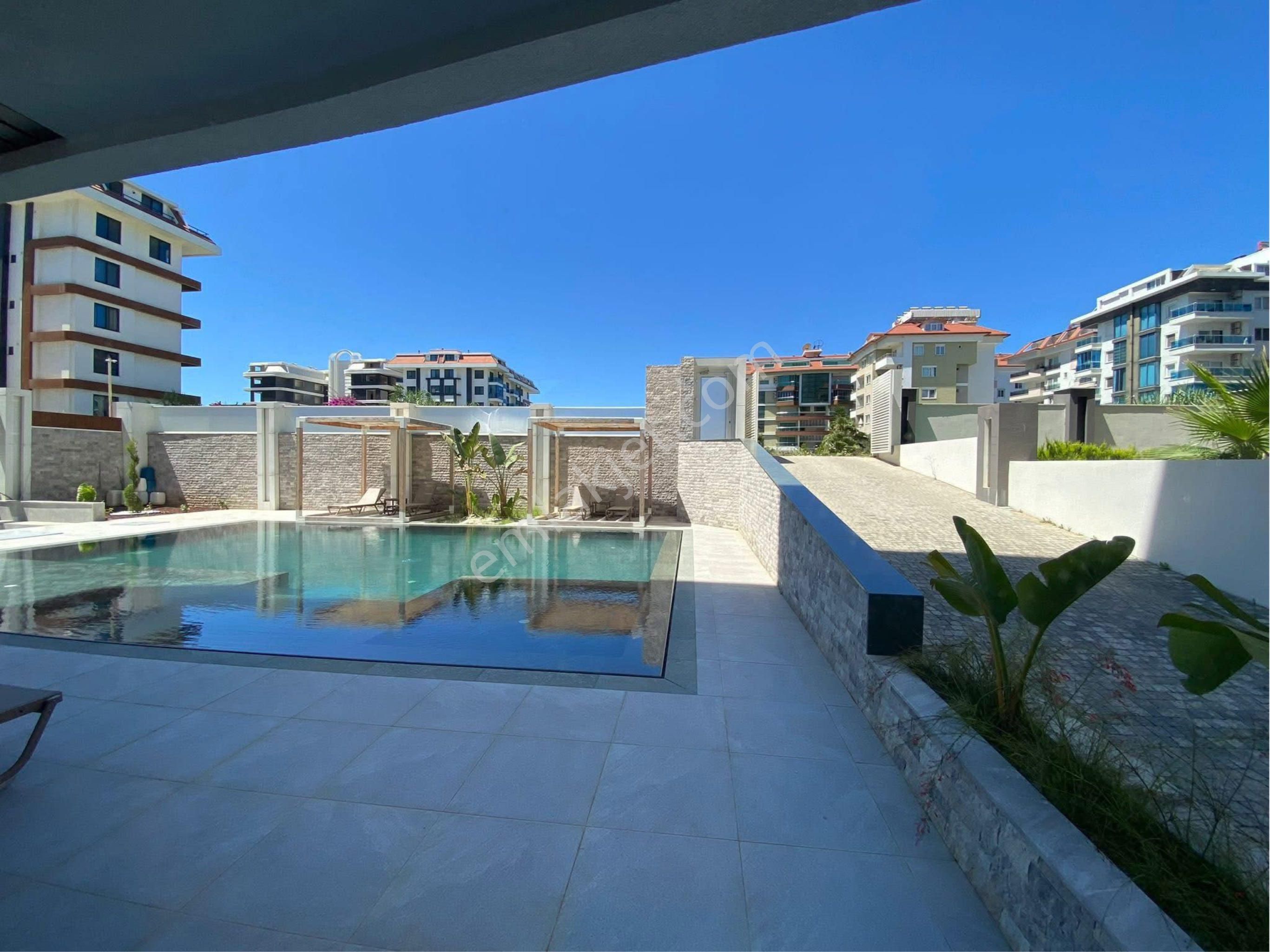 Kiralık 1+1 Eşyalı Deniz Manzaralı Daire - Görsel 24