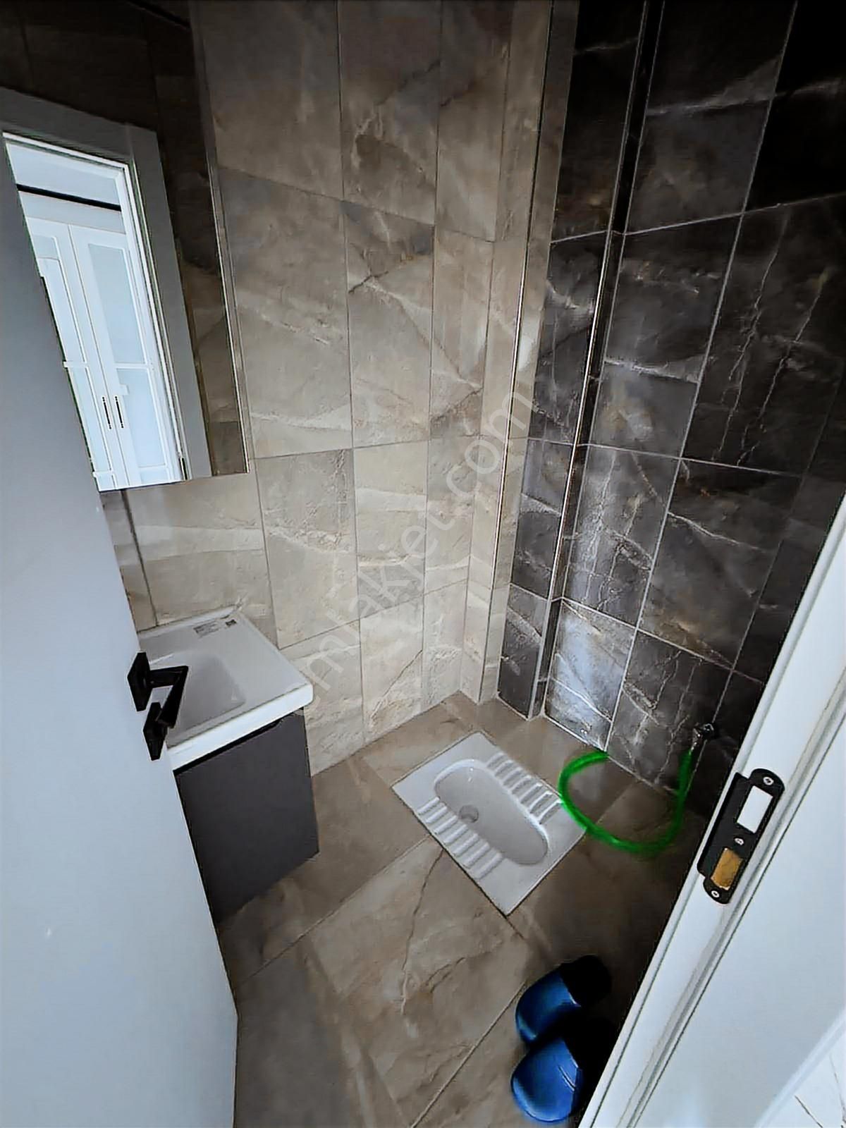 Güneş Emlaktan Sıfır Ayarında Geniş Satılık Daire - Görsel 9