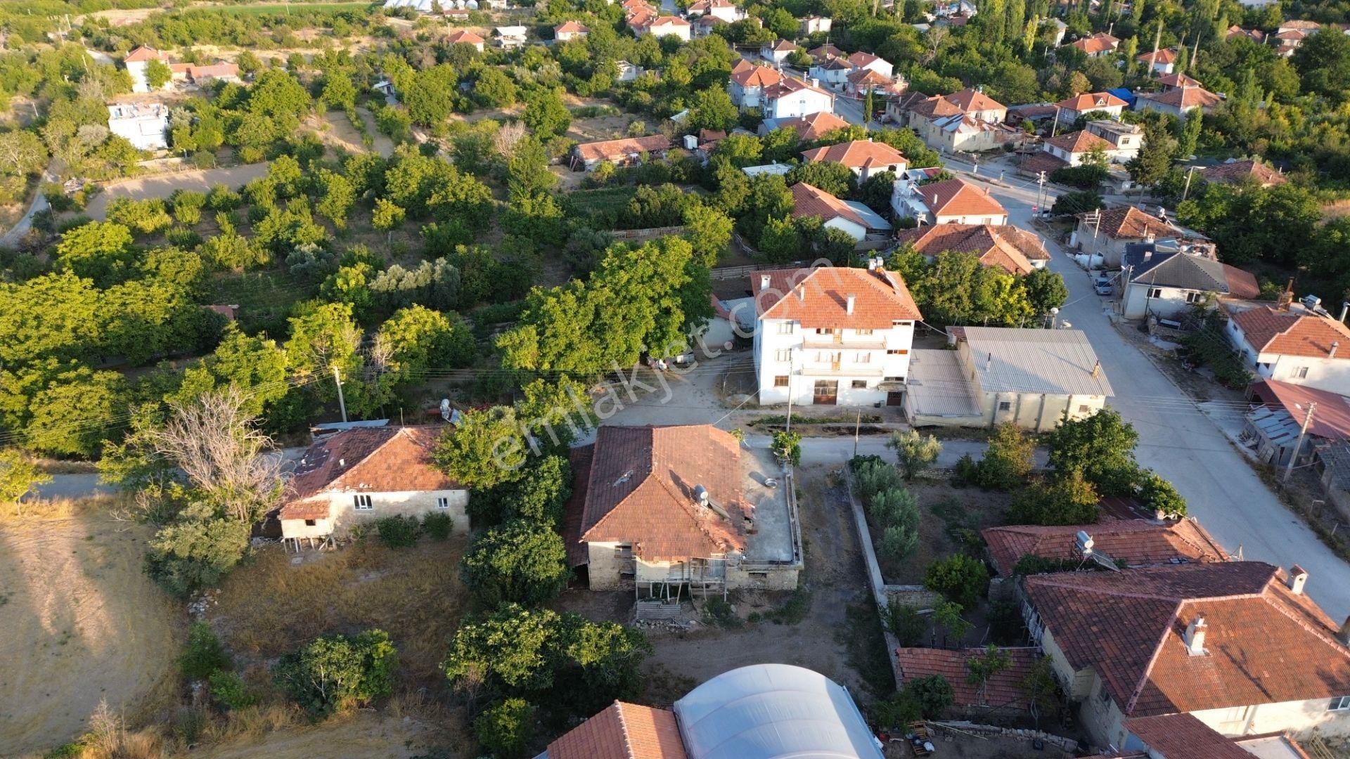 Korkuteli Yeltende 623 M2 Arsası Ve Eski Köy Evi Merkezi Konumm - Görsel 17