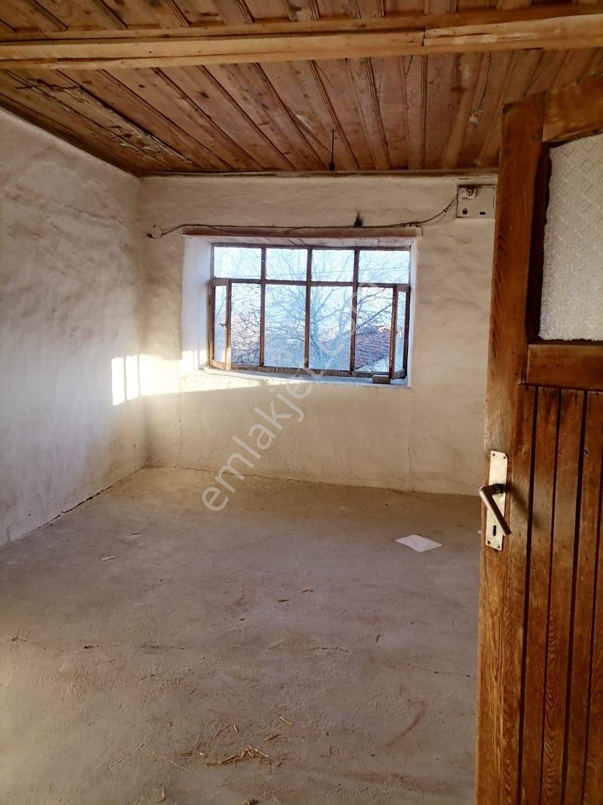 Korkuteli Yeltende 623 M2 Arsası Ve Eski Köy Evi Merkezi Konumm - Görsel 7