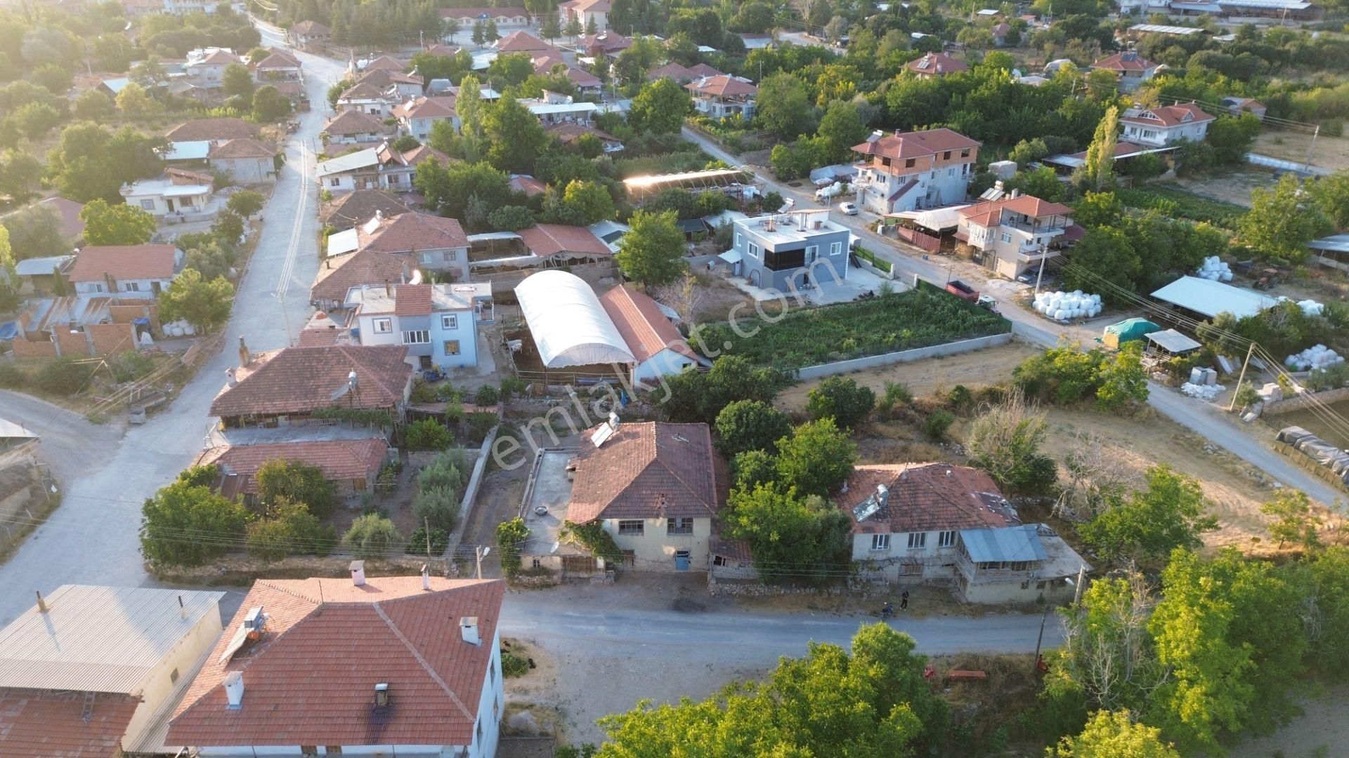 Korkuteli Yeltende 623 M2 Arsası Ve Eski Köy Evi Merkezi Konumm - Görsel 18