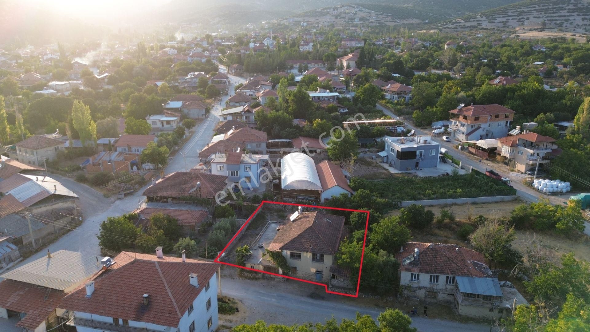 Korkuteli Yeltende 623 M2 Arsası Ve Eski Köy Evi Merkezi Konumm - Görsel 15