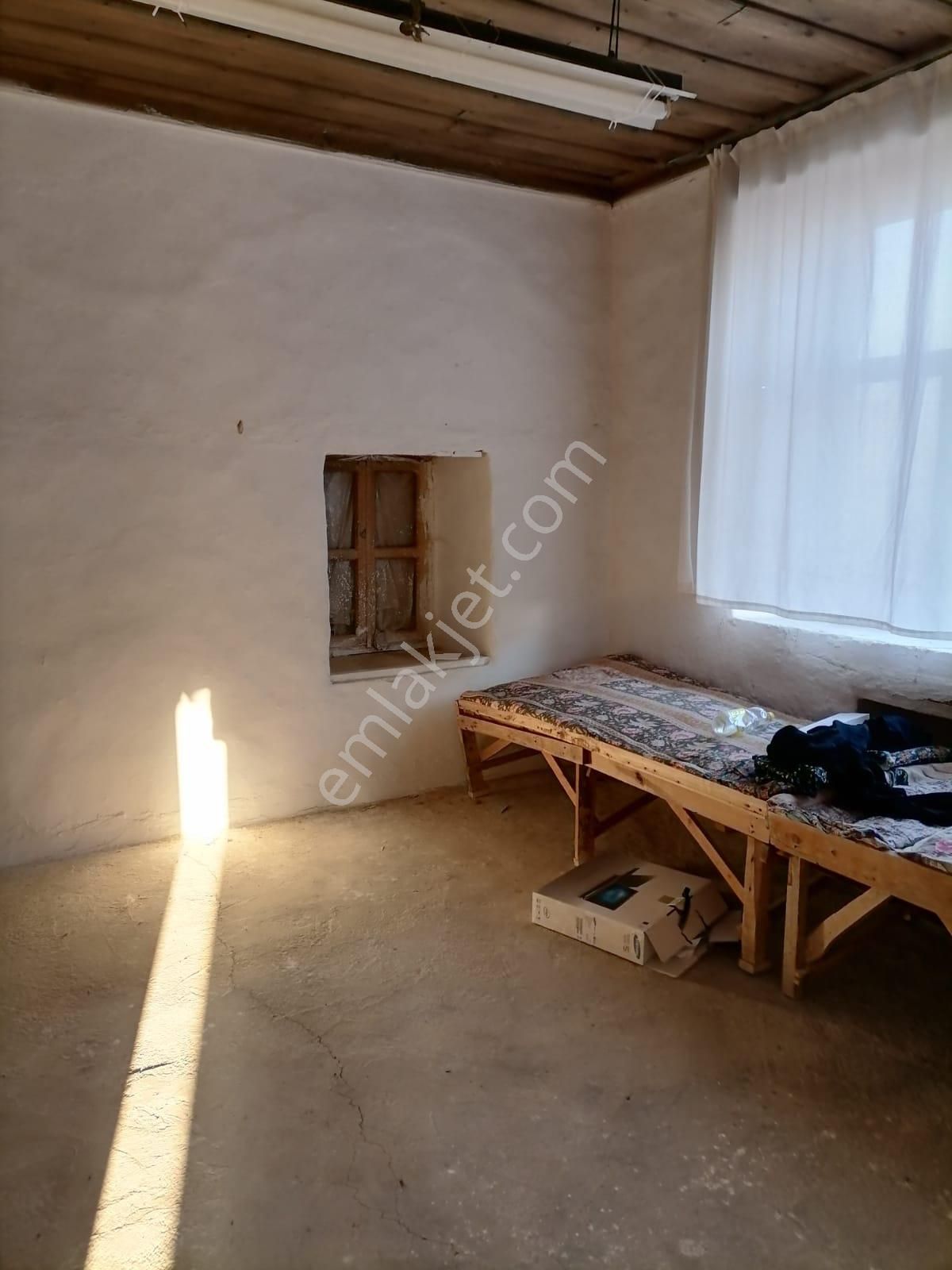 Korkuteli Yeltende 623 M2 Arsası Ve Eski Köy Evi Merkezi Konumm - Görsel 11