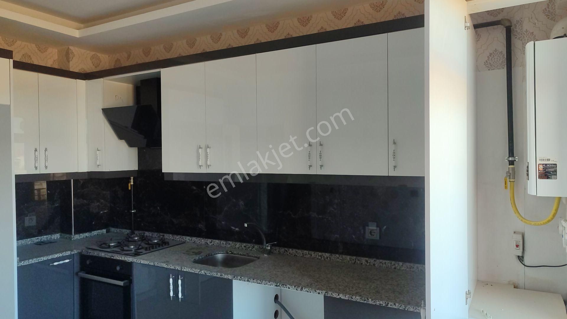 Konya Meram Alakova Mahallesinde İskanlı 2. Kat - Görsel 8