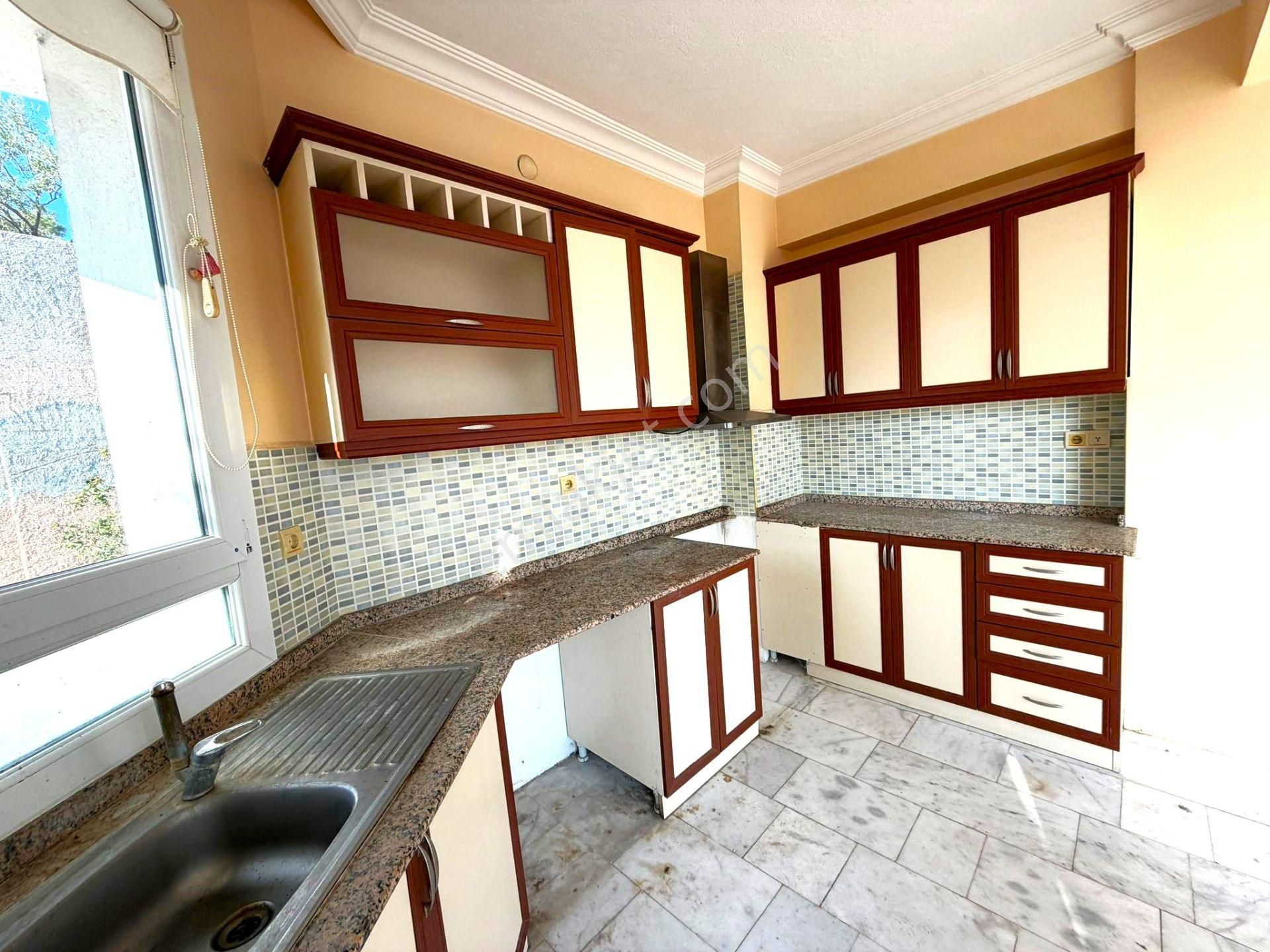 Kuşadası Kadınlar Denizinde 7+2 Fourleks Satılık Villa Fırsat İlan - Görsel 12