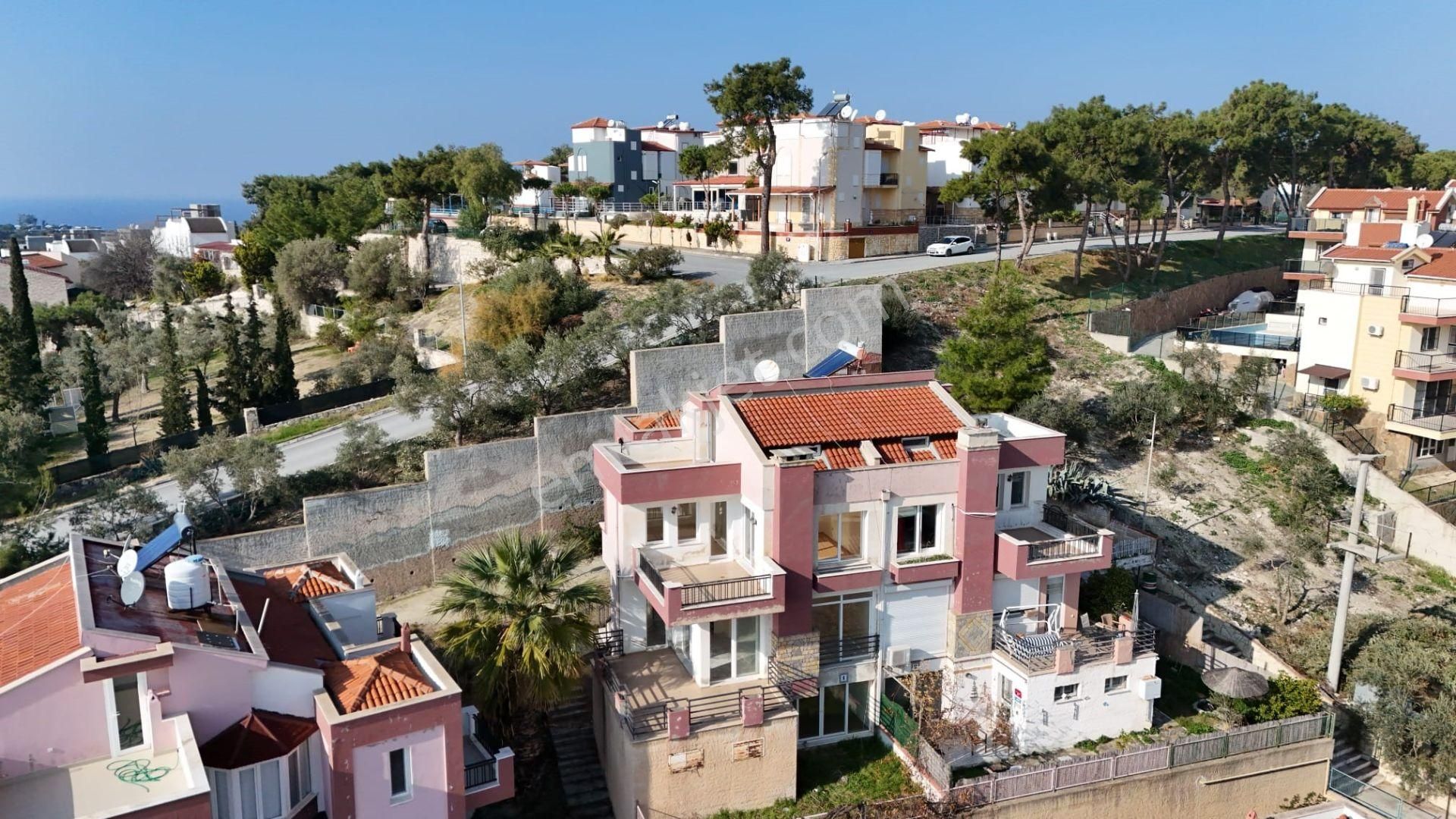 Kuşadası Kadınlar Denizinde 7+2 Fourleks Satılık Villa Fırsat İlan - Görsel 29