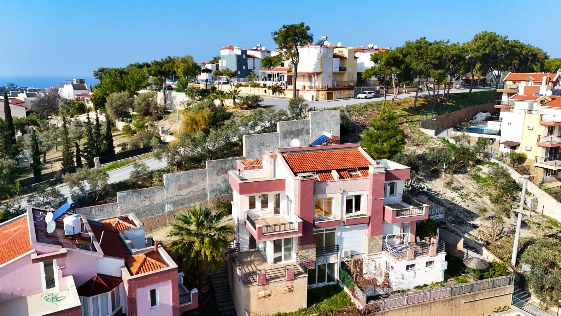 Kuşadası Kadınlar Denizinde 7+2 Fourleks Satılık Villa Fırsat İlan - Görsel 6