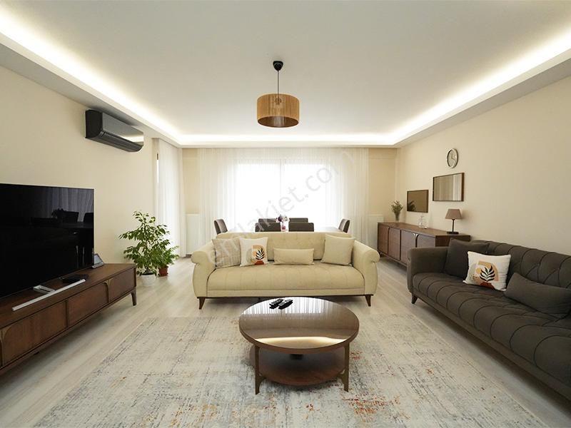 C21 Cius; Çakır Sitesi'nde Deniz Manzaralı 4+1 Ara Kat Daire - Görsel 5