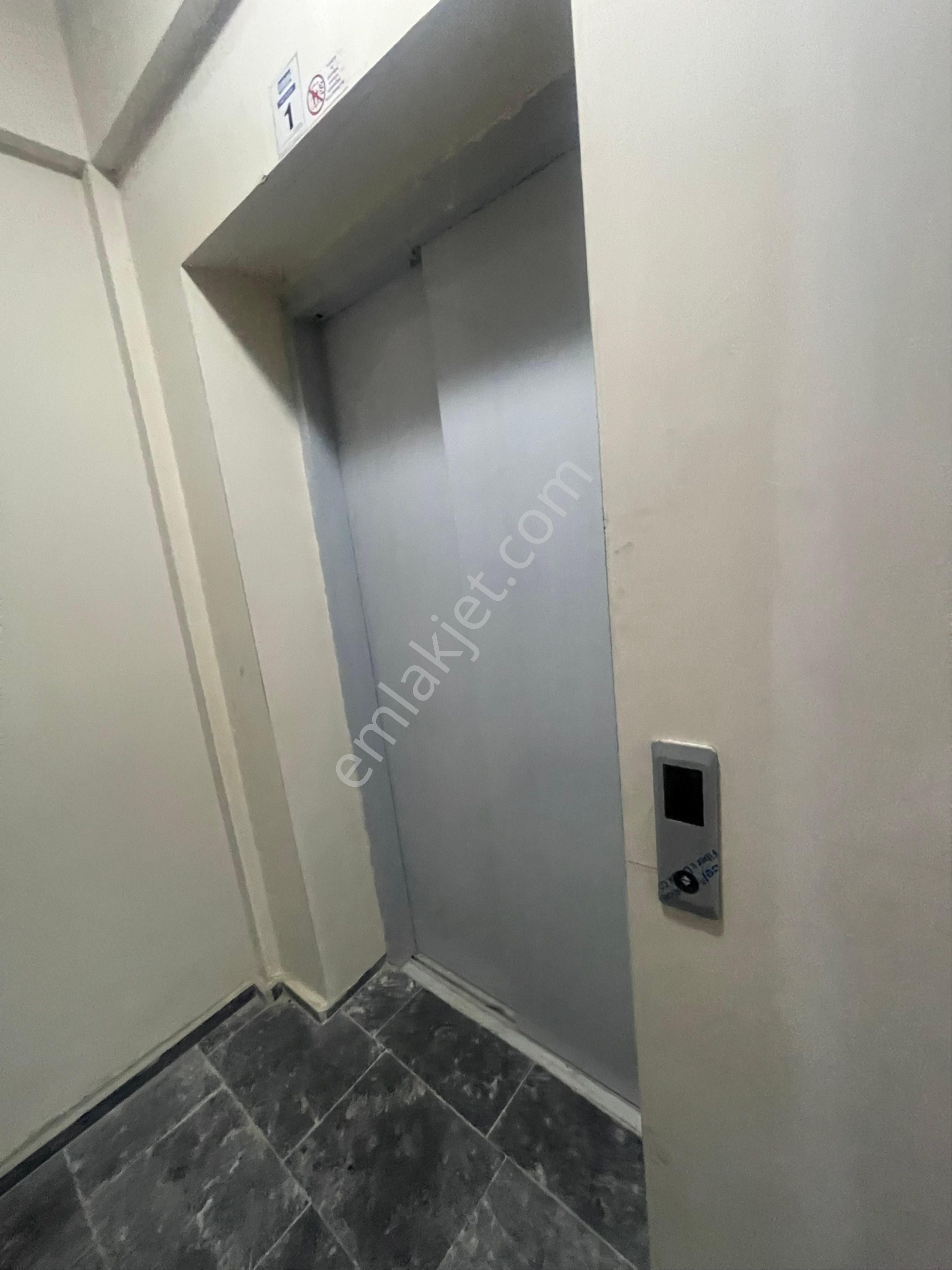 Şemikler’de 3+1 Asansörlü Sıfır Lüx Daire Ve Dublexler - Görsel 30