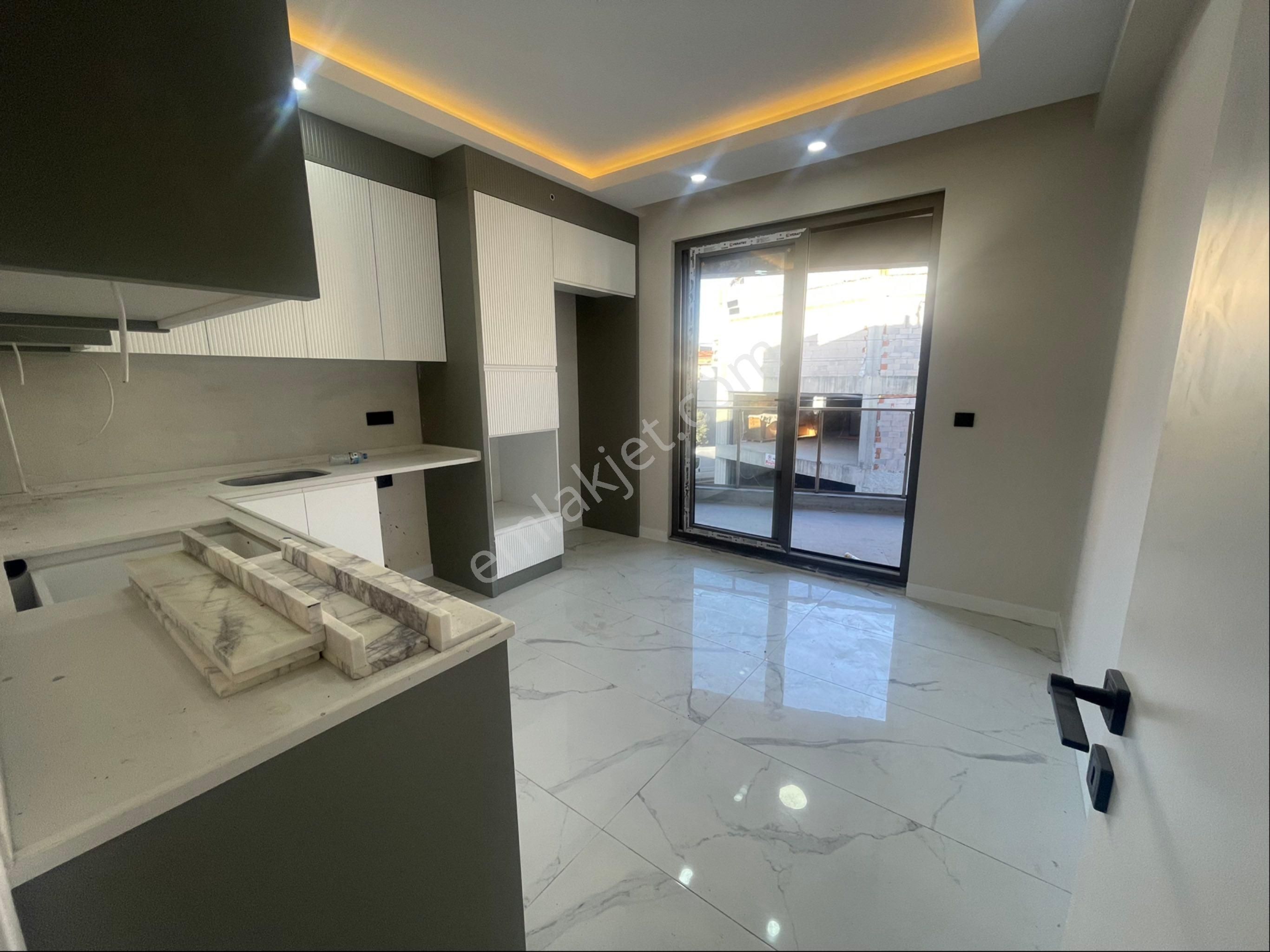 Şemikler’de 3+1 Asansörlü Sıfır Lüx Daire Ve Dublexler - Görsel 32