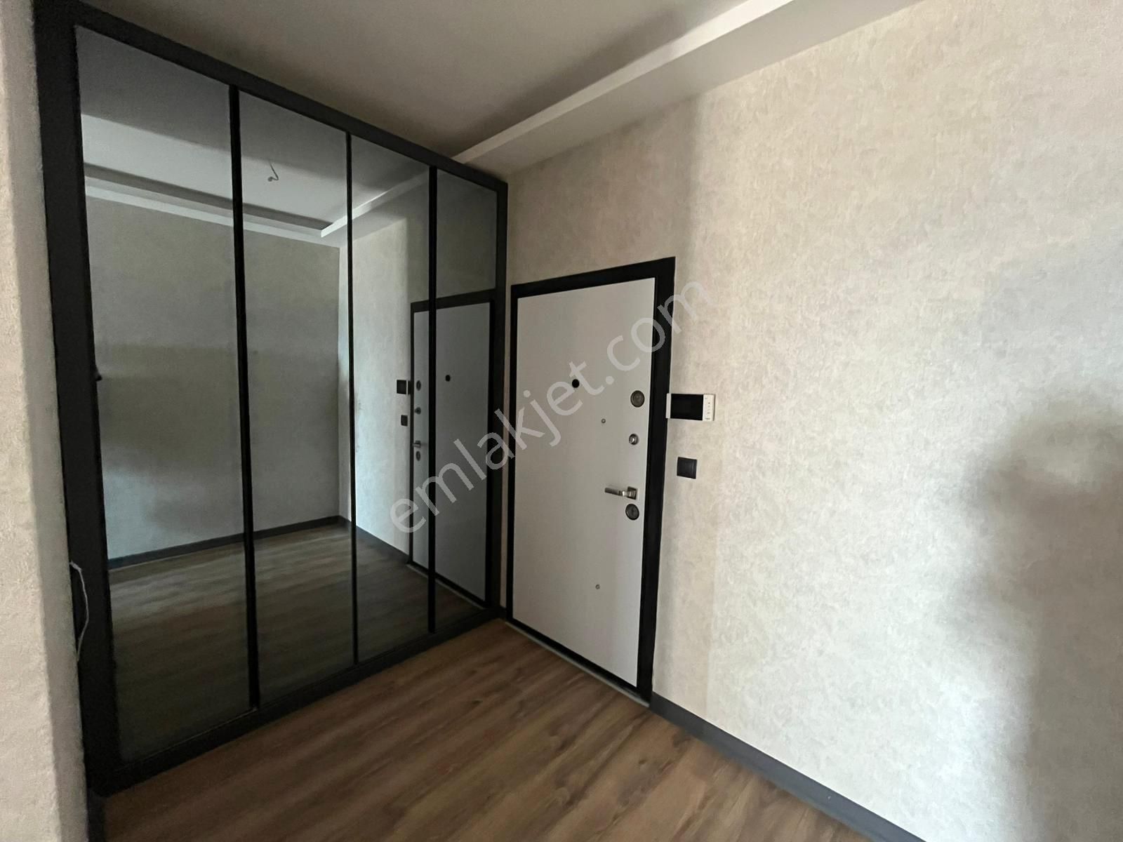 Atayurt Mahallesinde 8. Katta Geniş Lüks 2+1 Sıfır Daire - Görsel 8